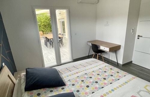 La Calmette House | Pleasant mazet with swimming pool for 4-6 people
