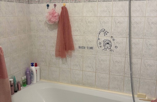 Reims Bed & Breakfast | Pleasant room for rent