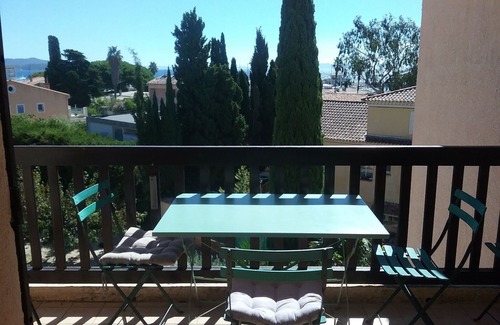 Miramar Apartment | Pleasant seaside two-room apartment, bright, small sea view