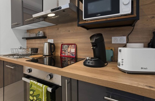 Frejus Plage Apartment | Pleasant Stay at La Casa 177 - 4 | Private Balcony, Wi-Fi, Air Conditioning