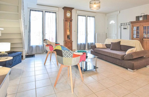 Pirou House | Pleasant vacation accommodation 400 meters from the sandy beach.