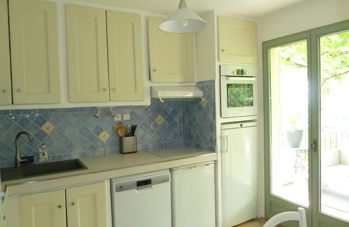 Gattieres Villa | Pleasant villa with pool overlooking Provencal village near Nice Côte d'Azur