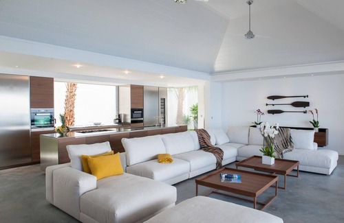 Camaruche Villa | Please Inquire Before Booking – Luxury Villa
