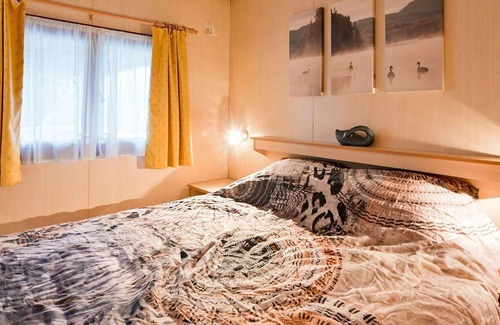 Stegeren Ski Chalet | Pleasing Chalet in Stegeren near Forest