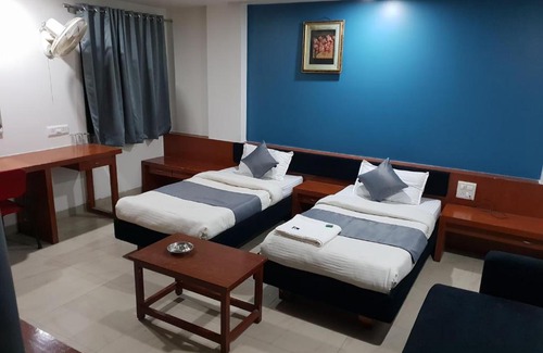 Maharana Pratap Nagar Hotel | Pleasure Inn