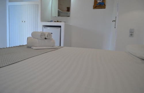 Milos Apartment | Pleiades