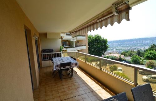 Nice Apartment | PLEIN CIEL - Appartement 5 personnes avec piscine sur la Corniche Fleurie à Nice