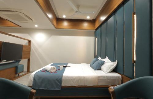 Ellis Bridge Hotel | Plenteous Inn