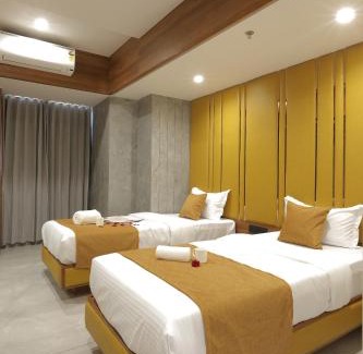 Ellis Bridge Hotel | Plenteous Inn