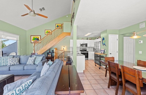 Key Colony Beach House | Plentiful. Key Colony Beach 4 bedroom with 37 Ft Dock, Pool Club. Sleeps 10