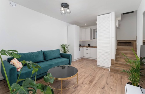 Pradnik Bialy Apartment | Pleszowska Urban Elegance Apartment #2