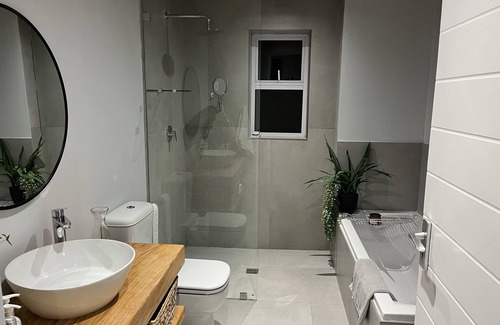 Brackenridge Private Residential Estate Bed & Breakfast | Plettenberg Bay luxury, large en-suite, full bathroom, private deck, kitchenette