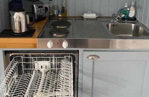 Plockton Apartment | Plockton Wee Bothy by the sea