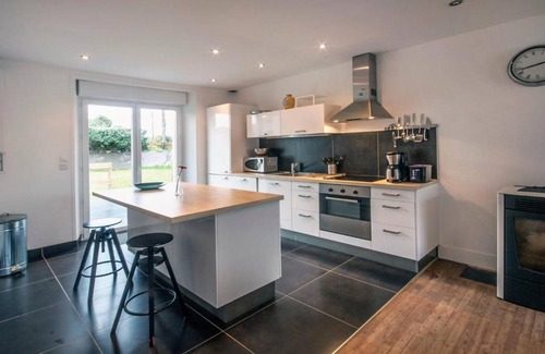 Plouarzel House | Plouarzel Home