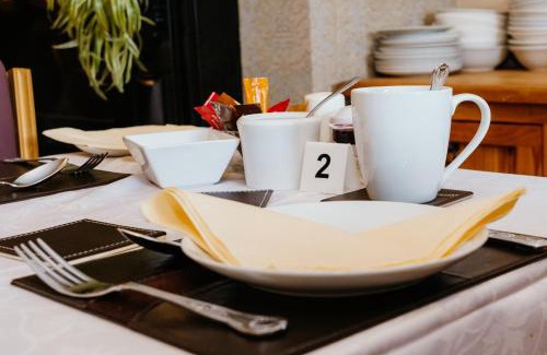 Westport Bed & Breakfast | Plougastel House B&B