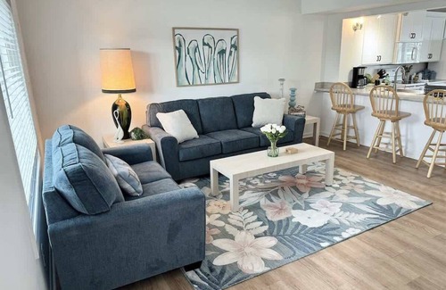 Midtown Ocean City House | Plover Pride 2BA 1.5BA Bayfront Townhome with pier