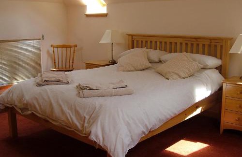 Kirriemuir House | Plovermuir Cottage