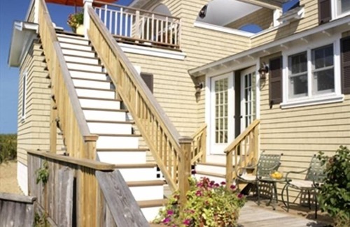 Newbury Cottage | Plum Island - Charming 2 BR Cottage by the Sea