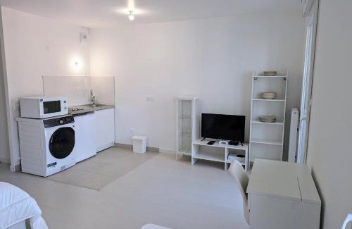Sartrouville Apartment | Plume, Studio & Parking gratuit à Sartrouville - Ville à 20 min de Paris