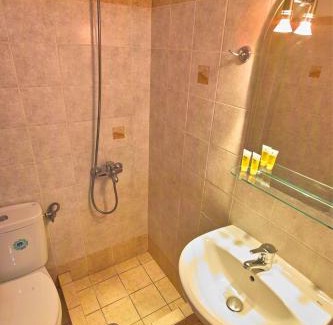Therma Apartment | Plumeria Flowery