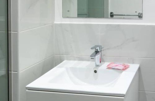 Cantonments Apartment | Plush Studio @Embassy Gardens