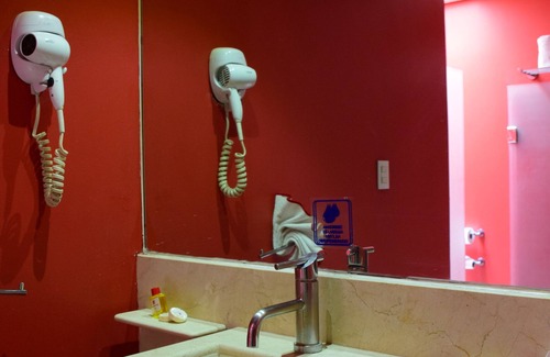 Ixtacalco Hotel | Plutarco Suites