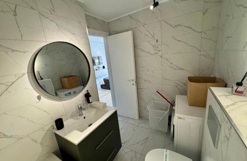 Stefanestii de Jos Apartment | Pluto Studio w garden Cosmopolis