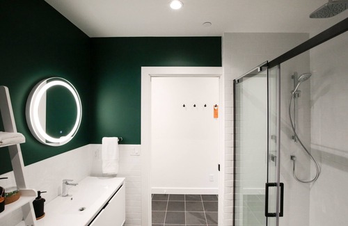 Ucluelet Hotel | Pluvio Restaurant and Rooms