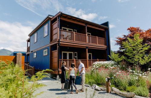 Ucluelet Hotel | Pluvio restaurant and rooms