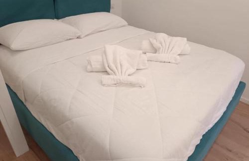 Ostiense Apartment | PM 34 Viale Imperatore - San Paolo Station