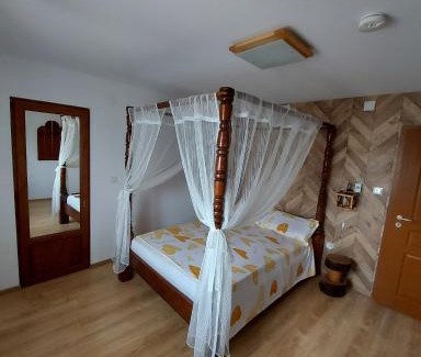 Teliucu Inferior Villa | POARTA SOARELUI