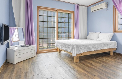 Pocheon House | Pocheon Aleumdaun Pension