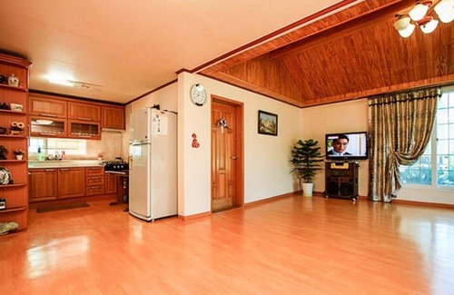 Pocheon House | Pocheon Saemgol Pension