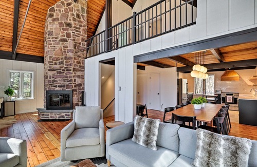 Lake Harmony Estates Cabin | Pocono Retreat w Hot Tub, Sauna, Fire Pit, Peloton, and Billiards