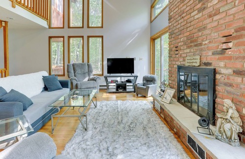 Bushkill House | Poconos Getaway: Indoor Pool, Walk to Chair Lift!