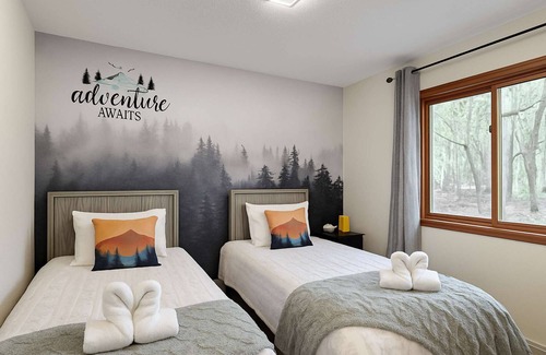 Tobyhanna Hotel | Poconos Hideaway - Woods & Wildlife