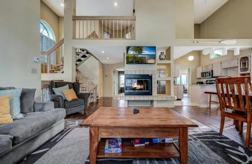Lake Harmony House | Poconos Paradise Lakeskihikewater Parkkids