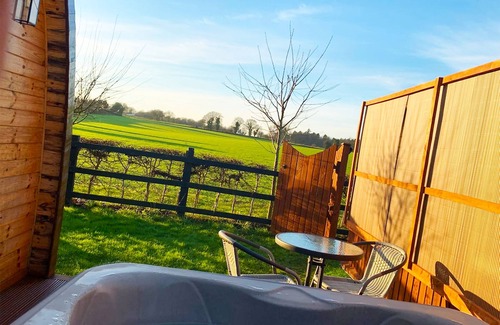 Trowse Newton Cabin | Pod 2 with Countryside view and Hot Tub