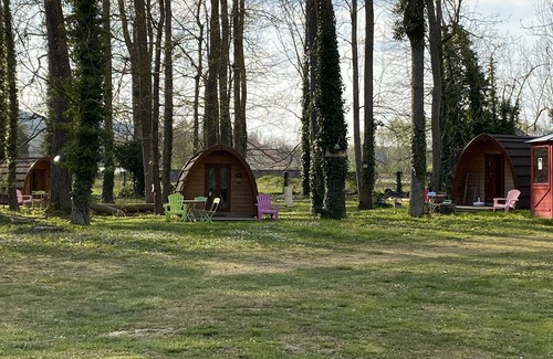 Bar-sur-Aube Cabin | Pod - Village de la Champagne