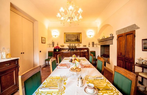 Prato Bed & Breakfast | Podere La Rondine