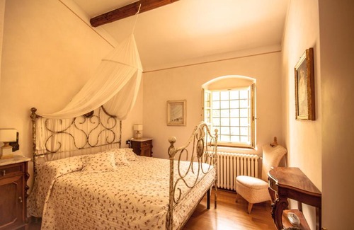 Prato Bed & Breakfast | Podere La Rondine