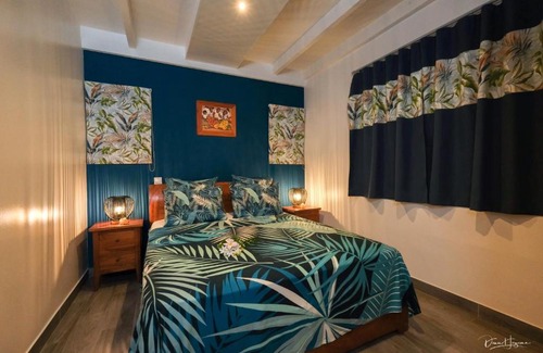 Taravao House | POELANI