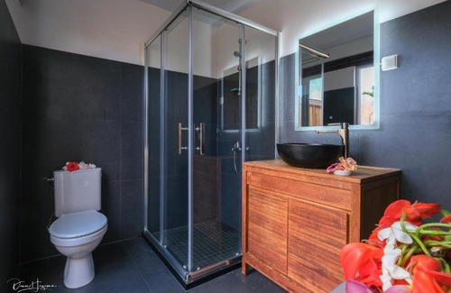 Taravao House | POELANI