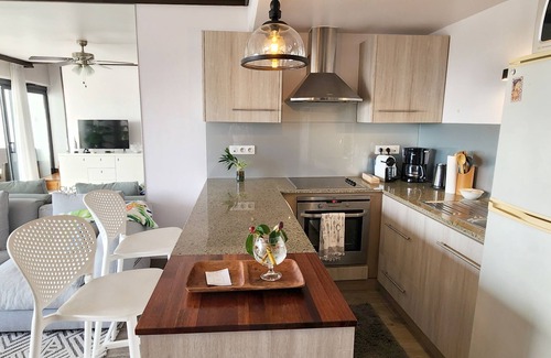 Arue Apartment | Poema's Beach Duplex by Tahiti Homes®. Magnificent apartment with sea view.