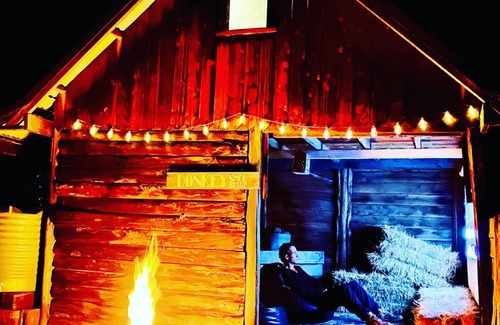 Sandfly Cottage | Poet's Ode - featuring the Donkey Shed Movie Theatre