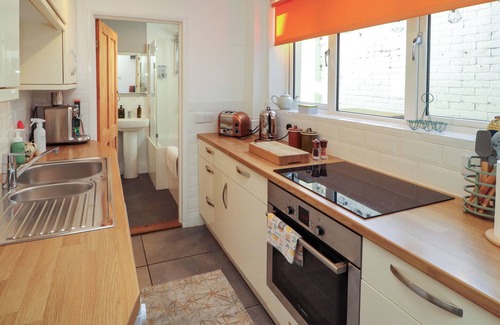 Cockermouth Cottage | POETS RETREAT, family friendly, with open fire in Cockermouth