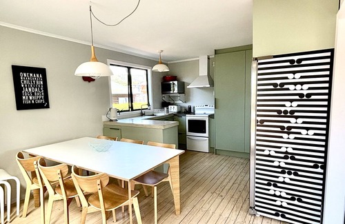 Whiritoa House | Pohutakawa Getaway Whiritoa