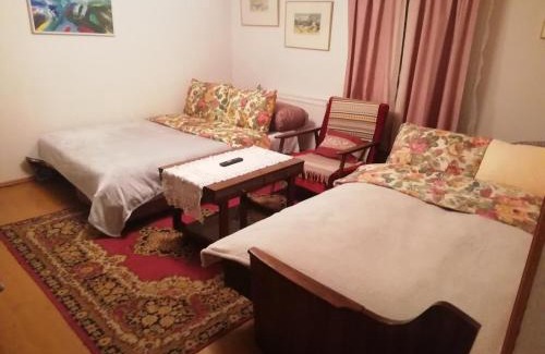 Salakas House | Poilsio kambariai Salake
