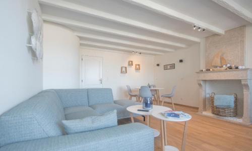 De Haan Apartment | Point De Vue