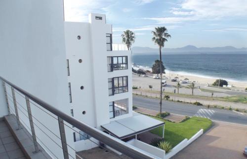 Mossel Bay Apartment | Point Village Accommodation - Santos 61/62